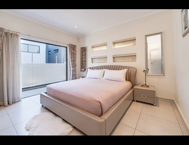 3 BEDROOM HOUSE FOR SALE IN BRYANSTON